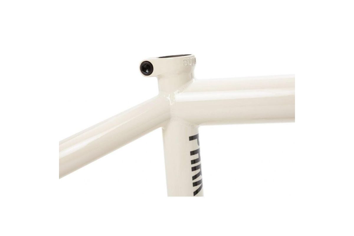 4_cadre-sunday-park-ranger-gloss-classic-white